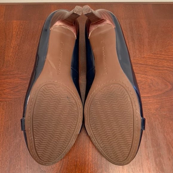 Hilfiger Navy Patent Heels, Knotted Bow - Picture 6 of 10
